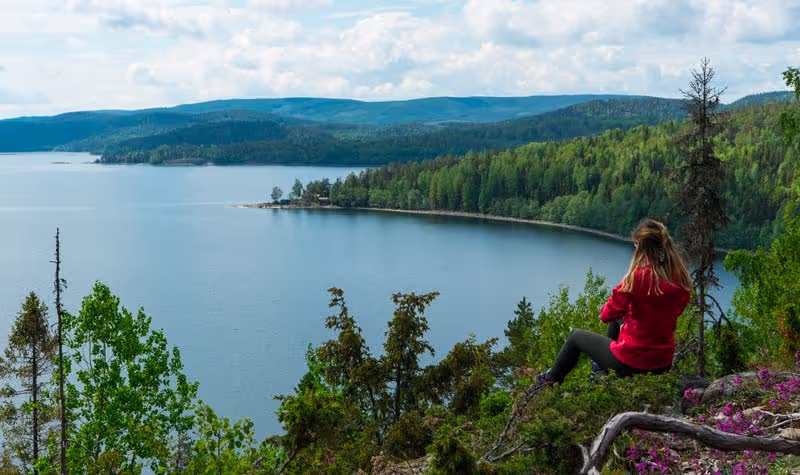 Säkerhetstips för friluftsliv: njut av naturen på ett tryggt sätt